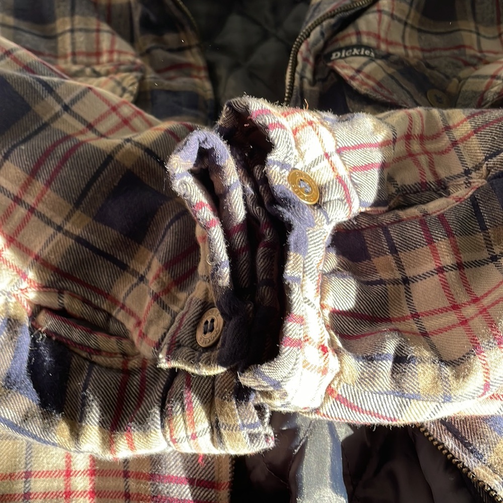COPY - Dickies Boys Size 20 Plaid Hooded Flannel Zip Front Poly Fill Quilted Li… - Picture 5 of 6